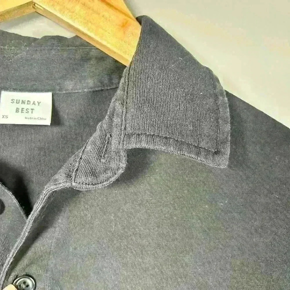 ARITZIA SUNDAY BEST Preppy Boxy Black Crop Polo Collar Button Up Top Women XS - Picture 5 of 8